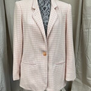 Chic Pink and Cream Houndstooth Women's Blazer